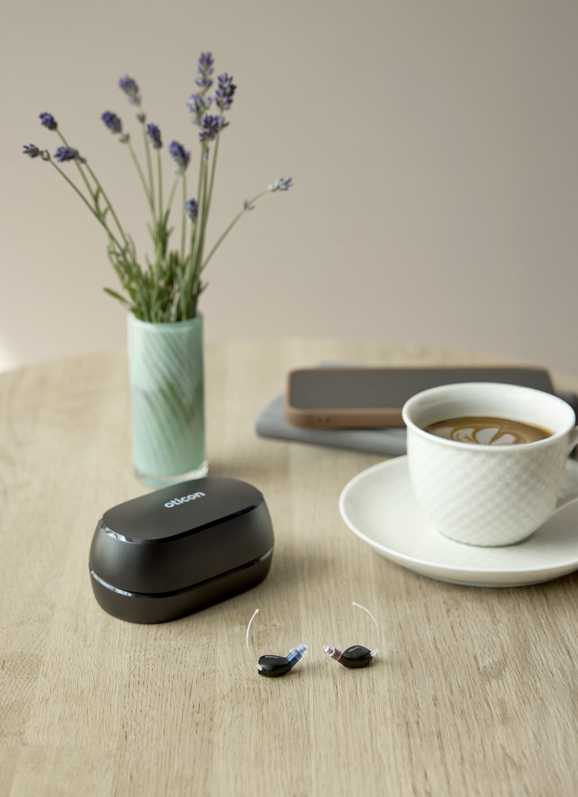 Oticon_Zeal_Still_Life_Coffee_Cup_MS_5954_3rd_Party